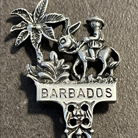 Sterling marked Barbados Souvenir Spoon 4” - Picture 4 of 6